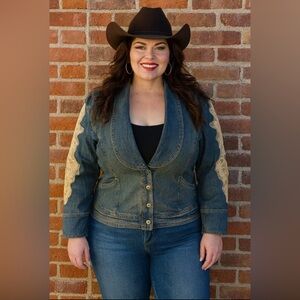 Ashley Stewart vintage cream lace embellished low cut jean jacket low cut 16